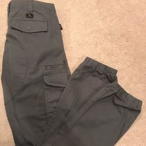 10 Deep Mens Pants